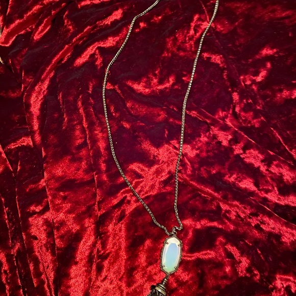 Gunmetal Everly-Kendra Scott - Picture 3 of 5